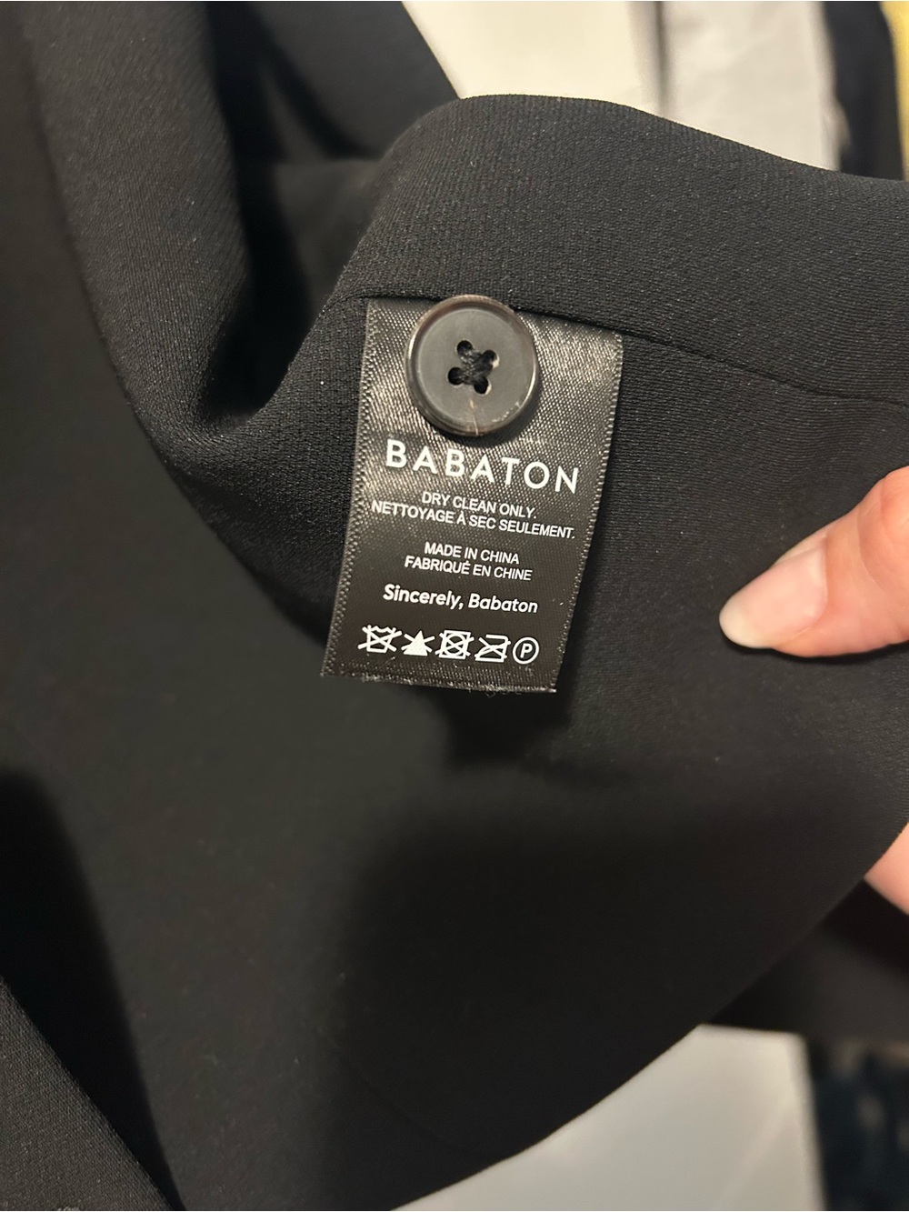 Babaton Black Tailored Sleeveless Vest - Picture 6 of 7